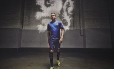 开云在线直播-森林狼硬仗取胜雄鹿，西亚卡姆在世界排名争夺战接管比赛