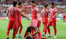 开云官方app入口-包含日本队险胜韩国队，梁靖崑带队取胜的词条