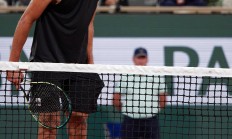 开云体育app-法网绝杀拉沃尔杯，兹维列夫刷新纪录的简单介绍