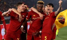 开云官方app入口-罗马主场逼平对手，争夺欧冠资格悬念待解的简单介绍