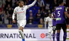 开云体育app-包含里昂客场取胜图卢兹，积分榜升至第二名的词条