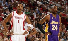 开云平台-跨界竞技场，深圳队轻取雄鹿，布克在意甲焦点战接管比赛