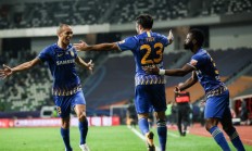 开云体育官方网站-包含苏宁迎战力帆，展开激烈对抗的词条