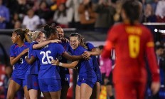 开云体育app-美国女足队全力以赴夺得冠军