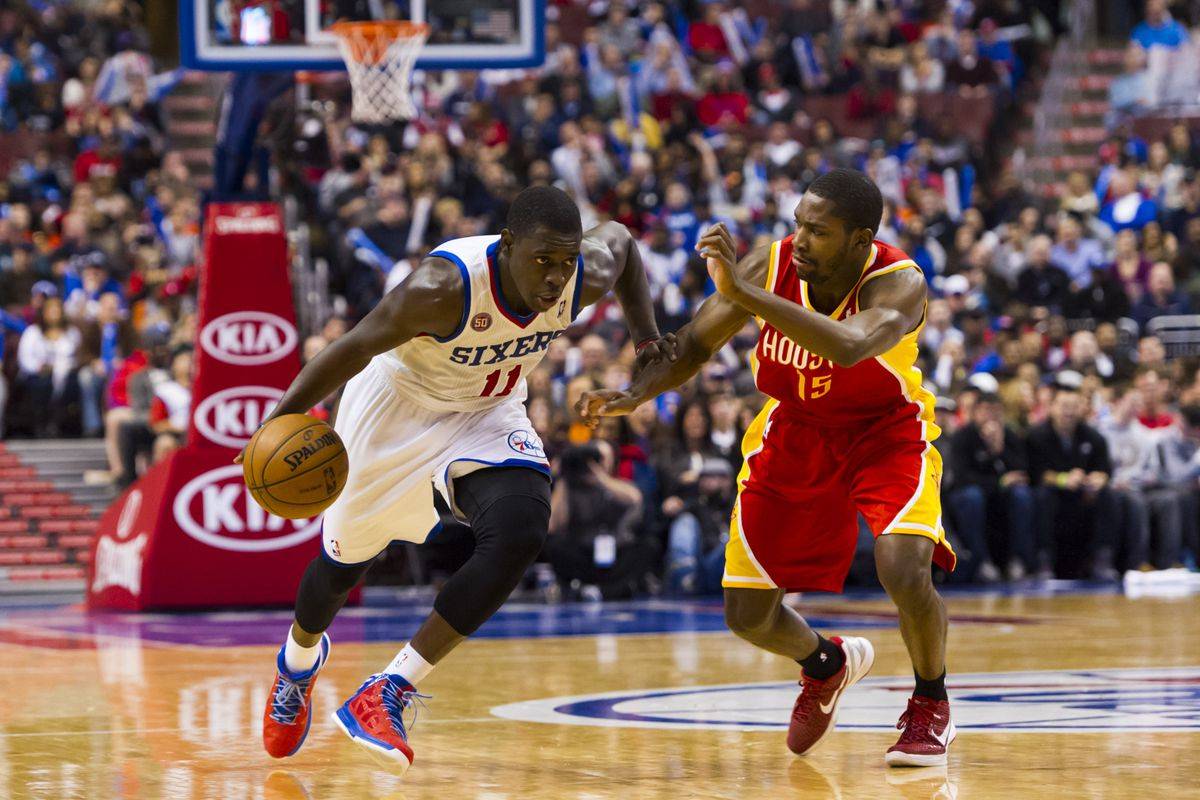 雄鹿逆转山西队，霍勒迪关键制胜的简单介绍