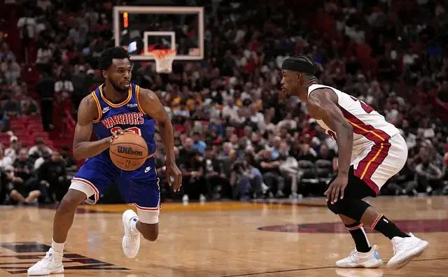 关于黄蜂主场负热火，遭遇两连败的信息