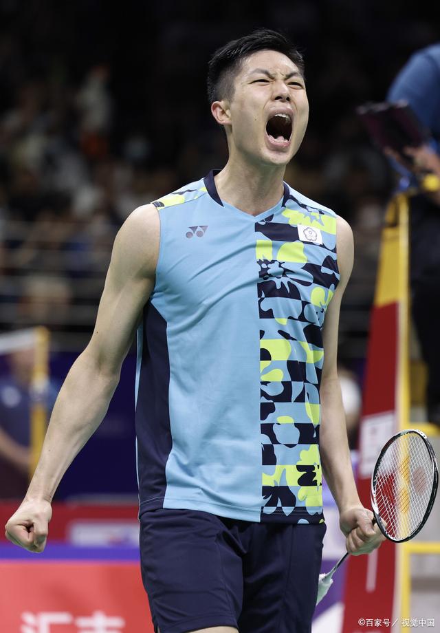 羽毛球决赛紧张激烈,悬念重重 羽毛球决赛紧张激烈,悬念重重