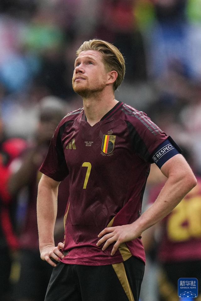 包含法国队成功晋级欧锦赛强，赢得球迷支持的词条