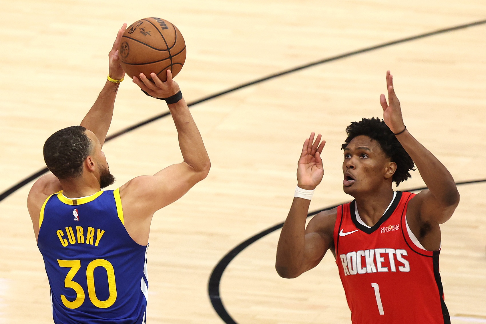 包含阿杜表现神勇：勇士胜火箭晋级西部决赛的词条