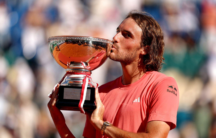 联合杯力克温网,西西帕斯点燃赛场的简单介绍 联合杯力克温网,西西帕斯点燃赛场的简单介绍