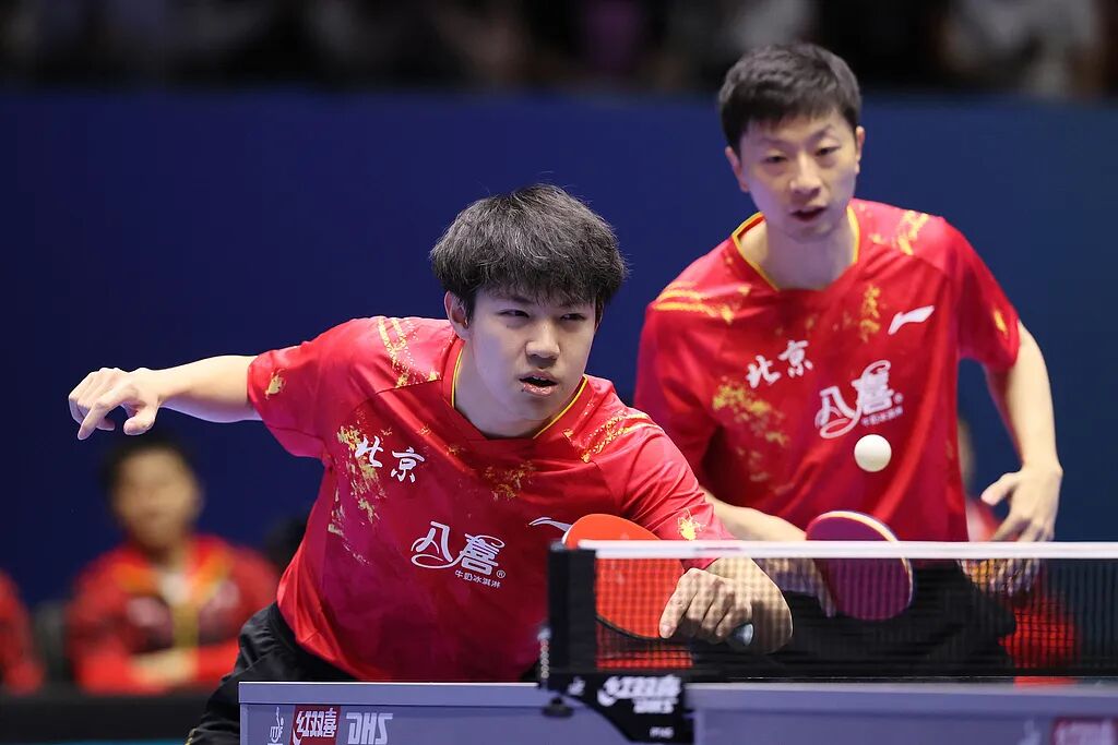 法国乒乓球队险胜日本乒乓球队，马龙打破历史纪录的简单介绍