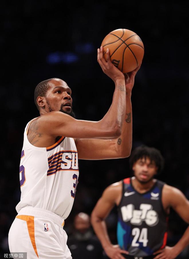 雄鹿绝地反击篮网，杜兰特制霸全场的简单介绍