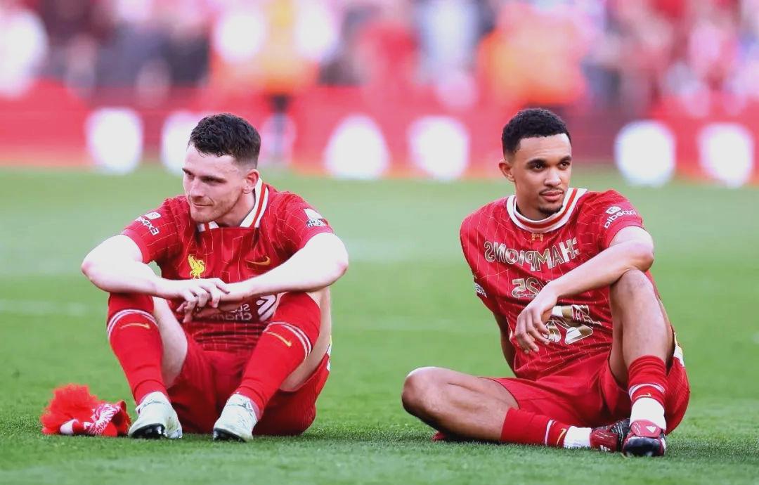 利物浦巴塞罗那交锋赛前积极备战