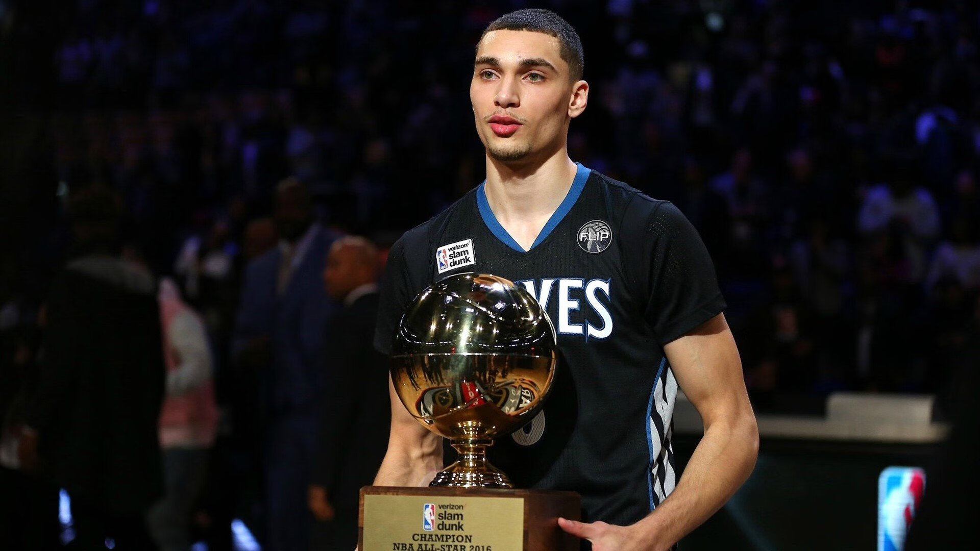 鏖战索伯，威廉姆斯与周冠宇的双重高光时刻